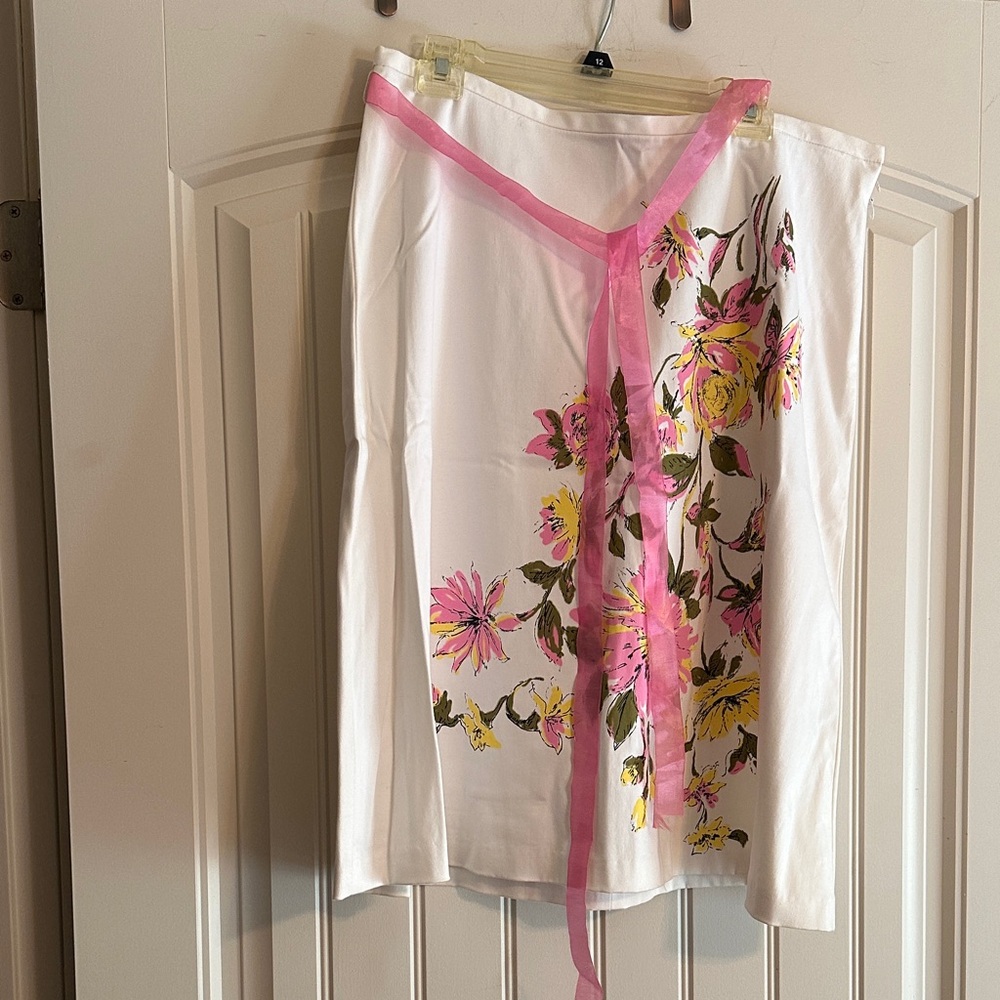 Karen Kane White Asymmetrical Skirt with Pink Floral Design